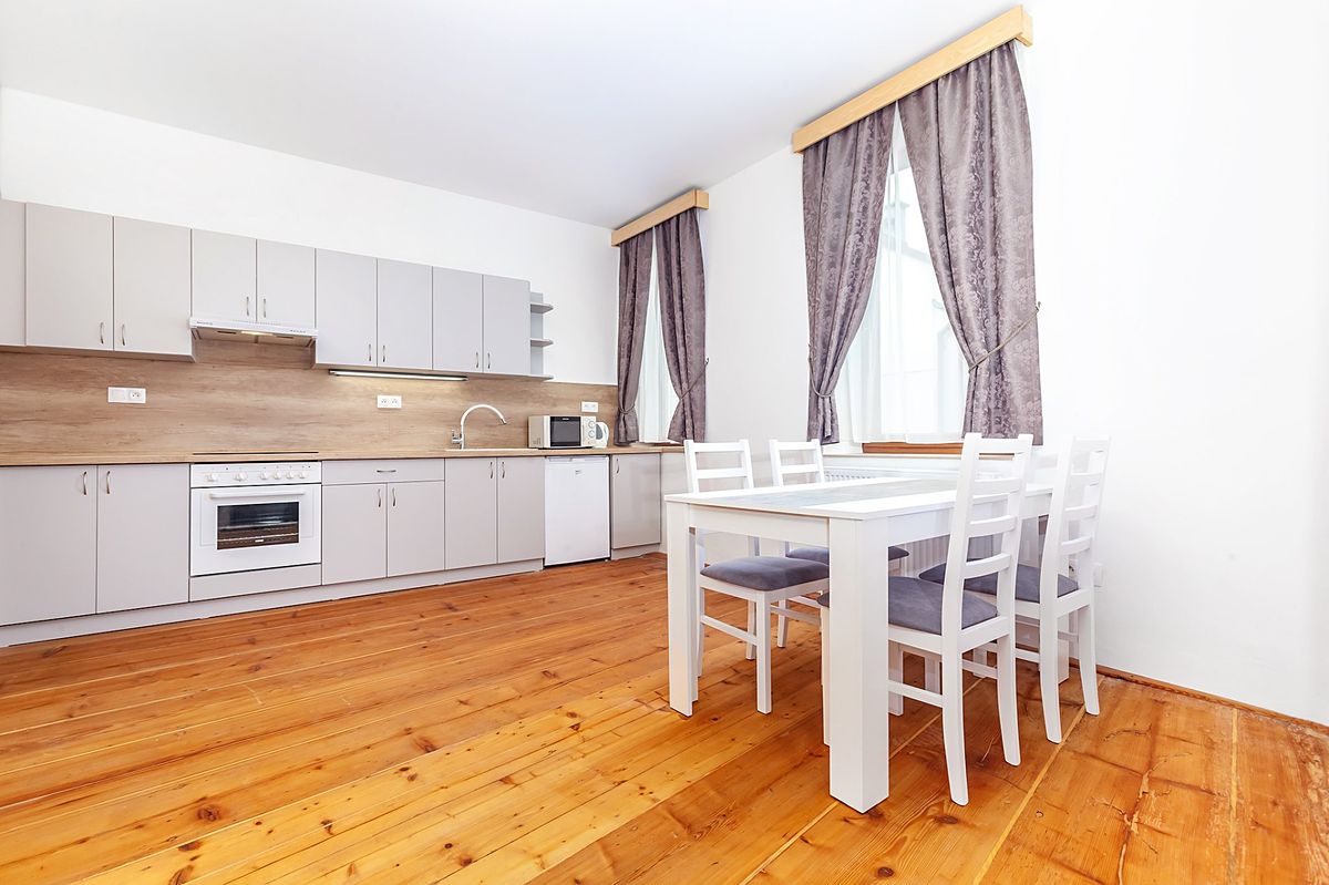 Pronájem bytu 2+kk 52 m²
