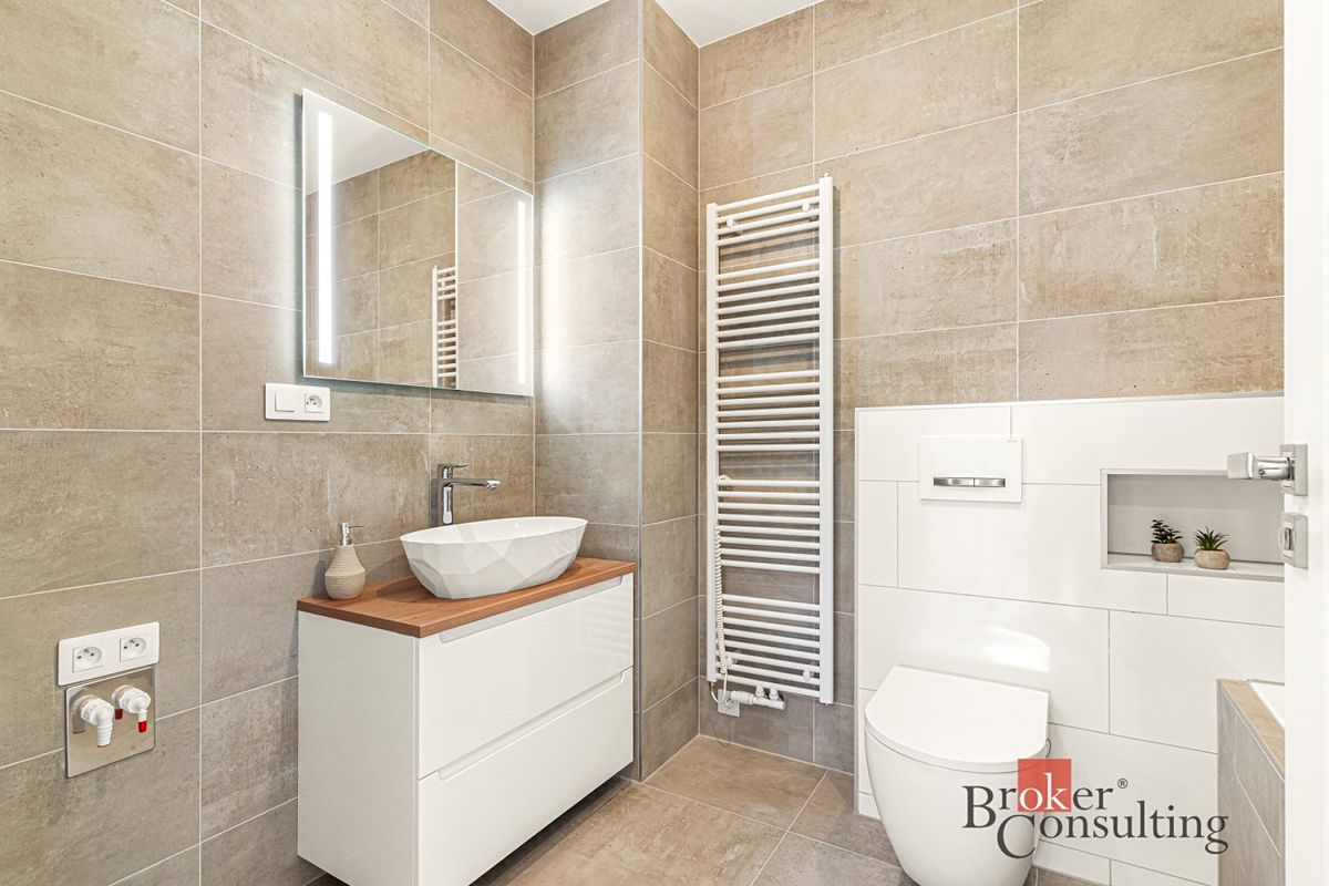 Prodej rodinného domu 160 m², pozemek 331 m² – fotografie 4