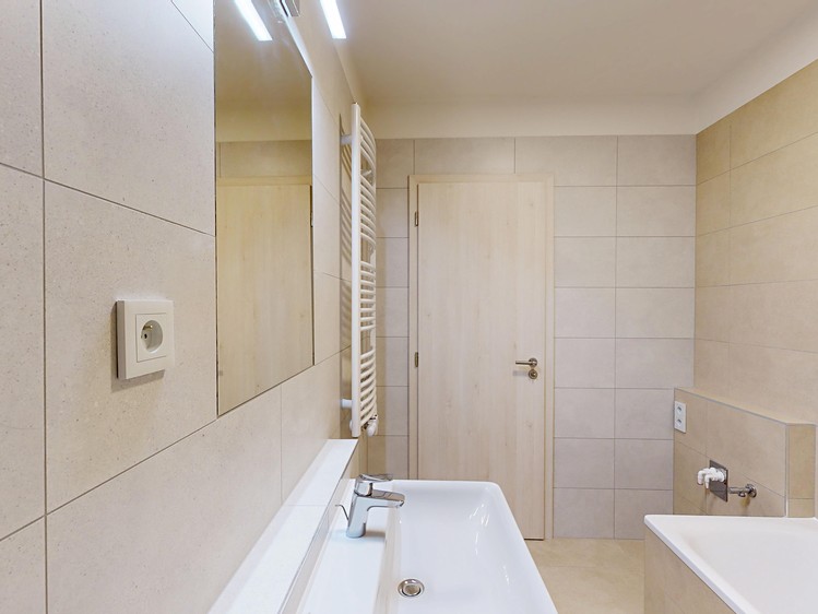 Pronájem bytu 2+kk, 51 m² (7 z 13)
