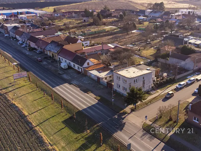 Prodej rodinného domu 240 m², pozemek 348 m², Bzenec – náhled fotky 2