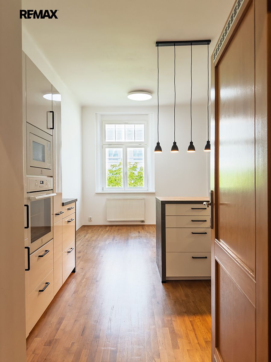 Pronájem bytu 2+kk 45 m²