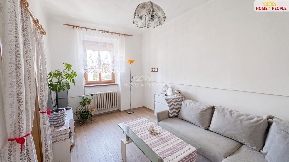 Prodej rodinného domu 188 m², pozemek 234 m² – fotografie 5