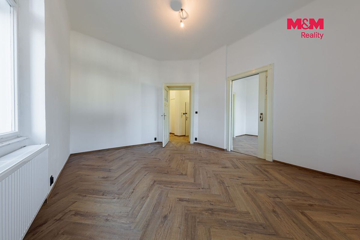 Pronájem bytu 2+1 83 m² – fotografie 3