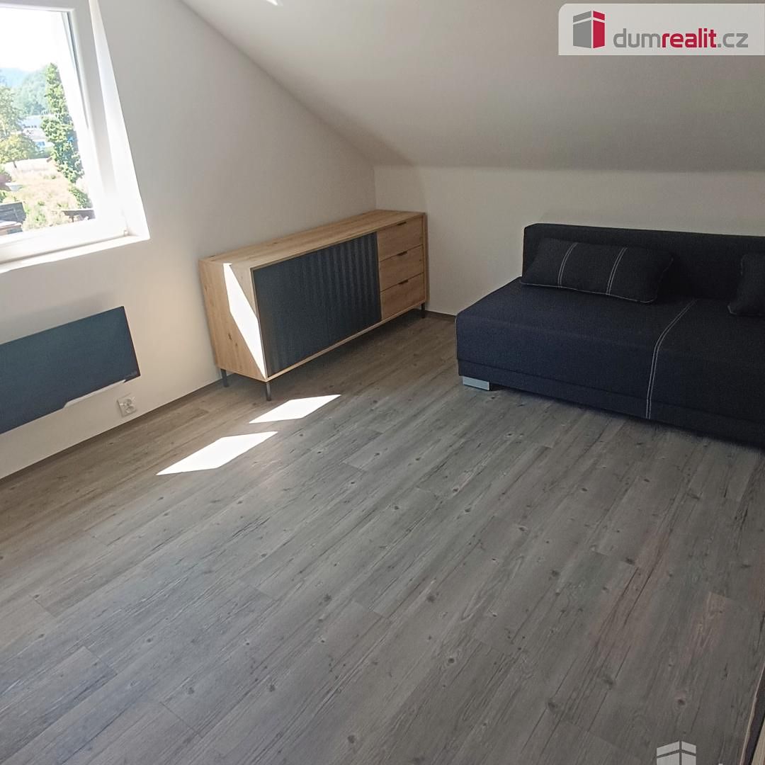 Pronájem bytu 1+kk 18 m² – fotografie 5