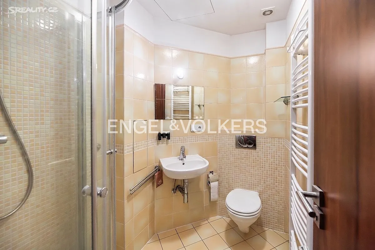 Pronájem bytu 2+kk 37 m² – pohled 5