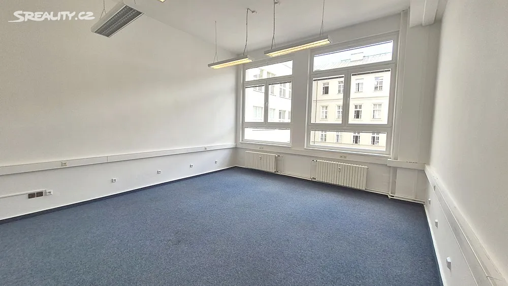 Pronájem kanceláře 35 m² – pohled 2
