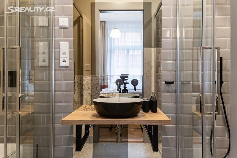 Pronájem bytu 1+kk 38 m² – pohled 5