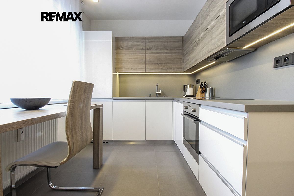 Pronájem bytu 2+1 52 m²