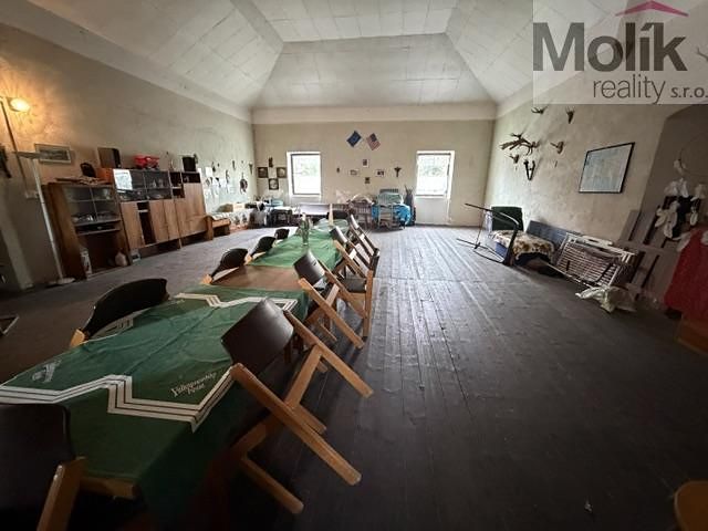 Prodej rodinného domu 782 m², pozemek 782 m² – fotografie 3