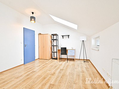 Pronájem bytu 1+kk 31 m²