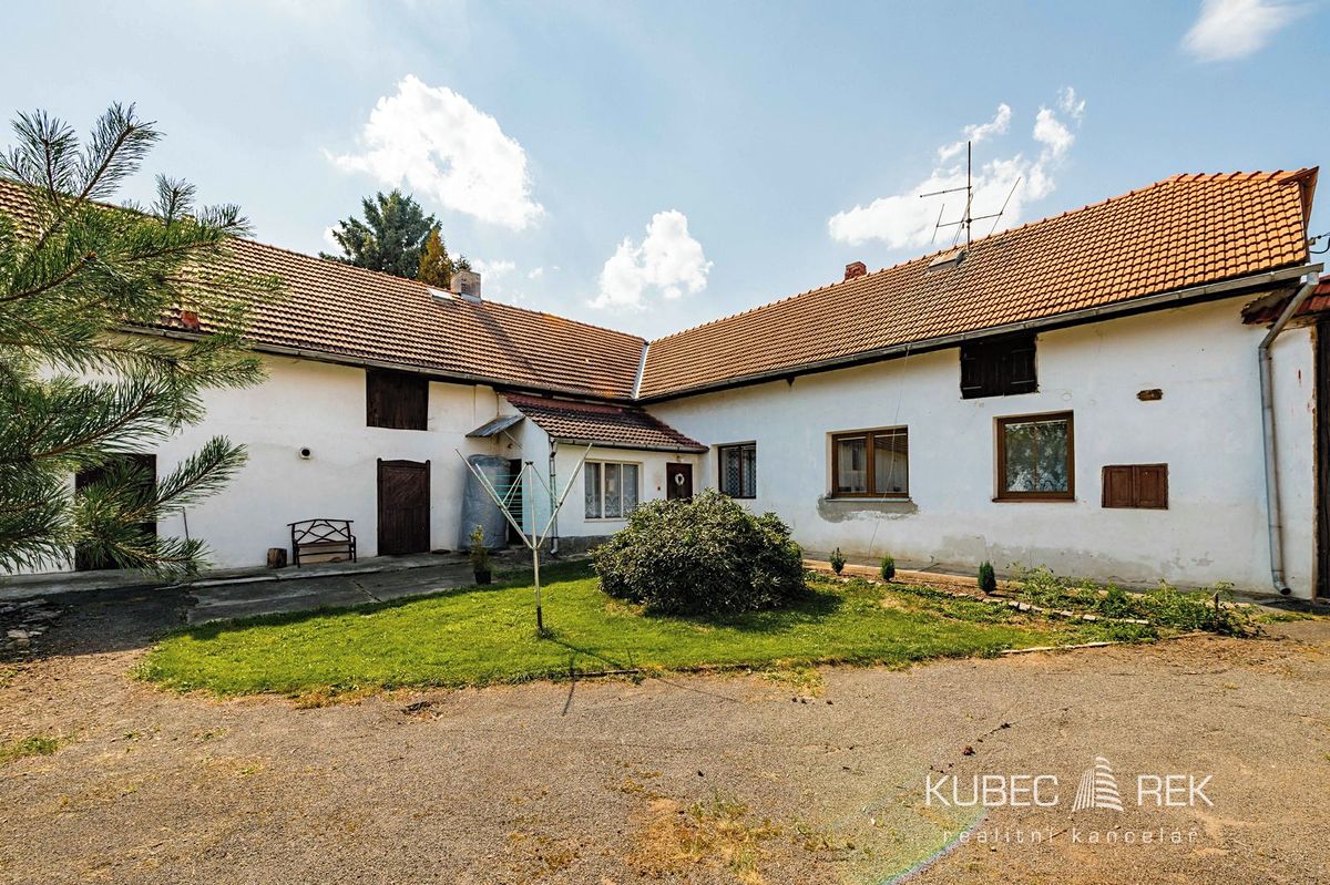 Prodej rodinného domu 145 m², pozemek 2365 m² – fotografie 4