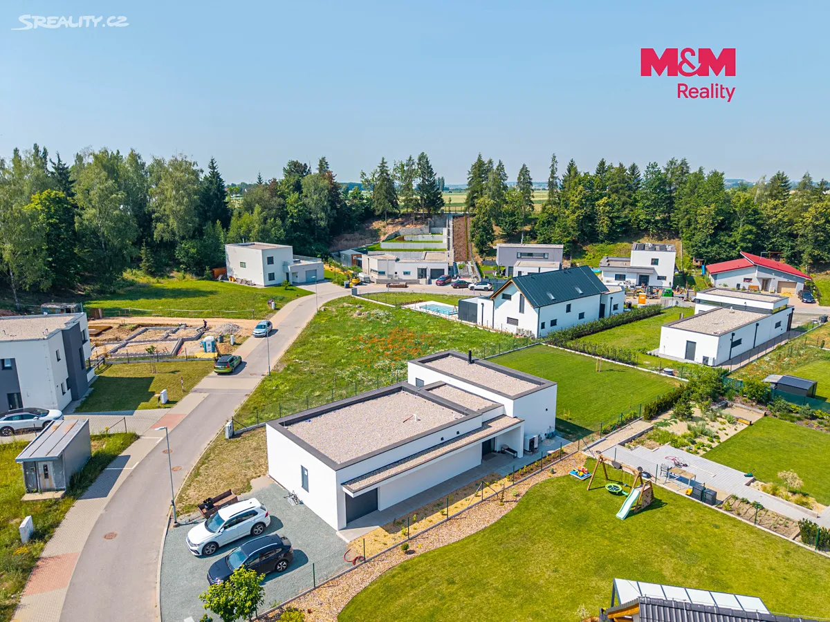 Prodej stavebního pozemku 943 m² - View 4