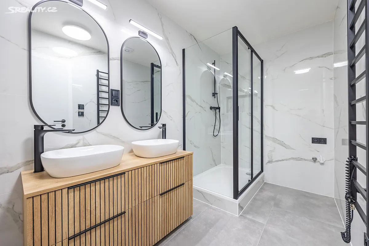 Prodej bytu 4+kk 90 m² - Widok 2