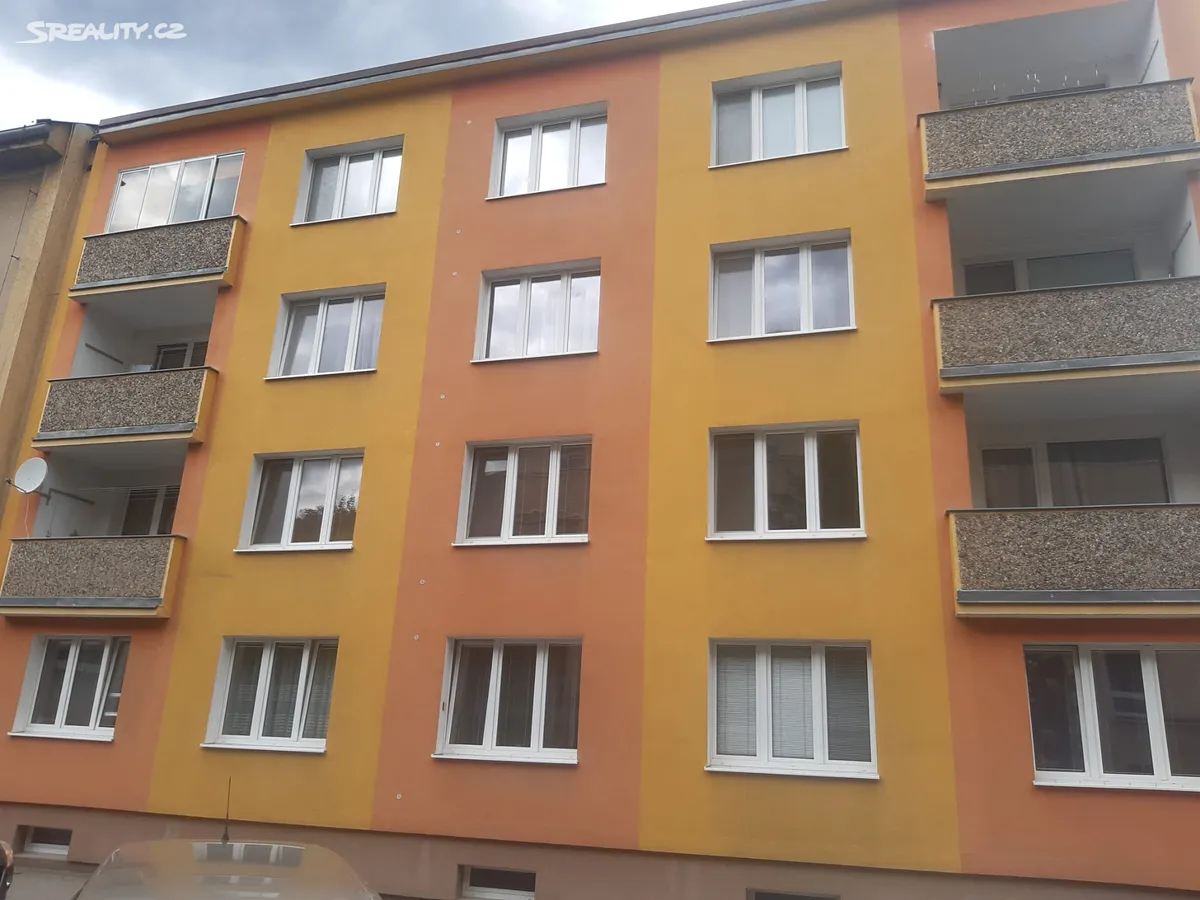 Pronájem bytu 2+1 52 m², Kladenská