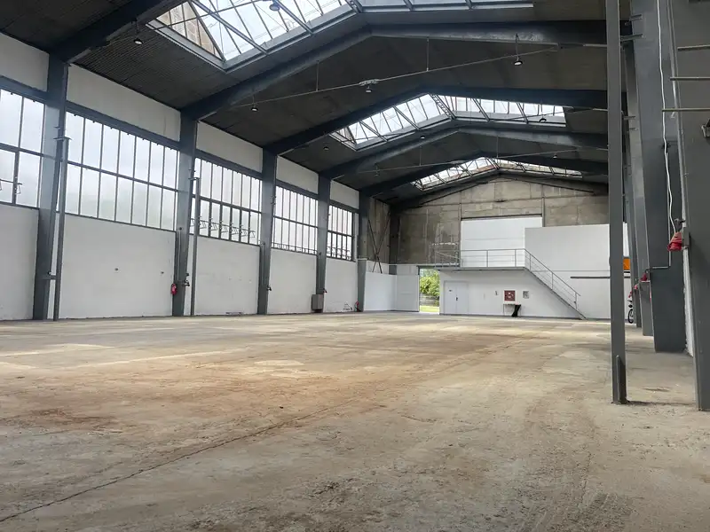 Prodej skladového prostoru 777 m², Kadaň – náhled fotky 1
