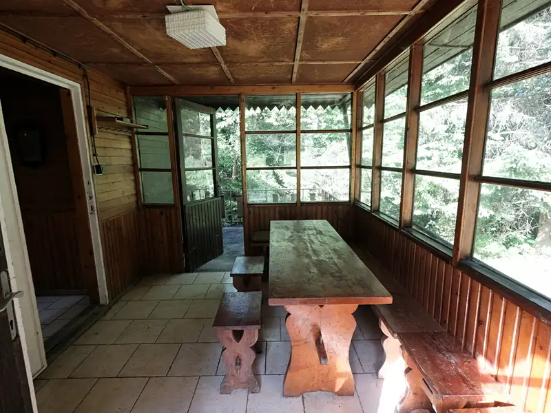 Prodej chaty 65 m², pozemek 335 m², Lopeník – náhled fotky 2