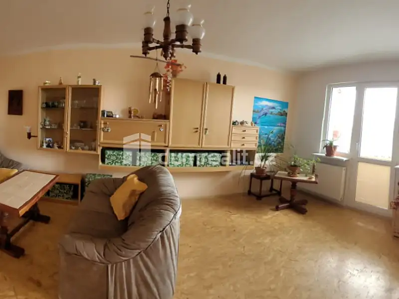 Prodej bytu 3+1 73 m², Cheb – náhled fotky 2