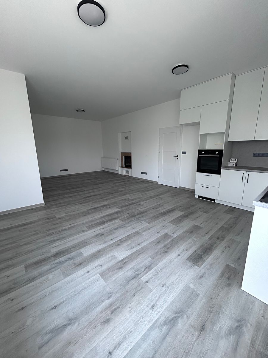 Pronájem bytu 2+kk 72 m²