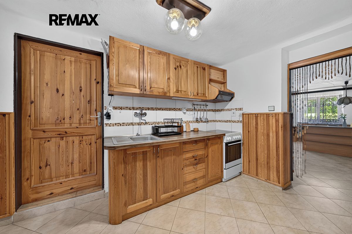 Prodej rodinného domu 110 m², pozemek 193 m² – fotografie 4