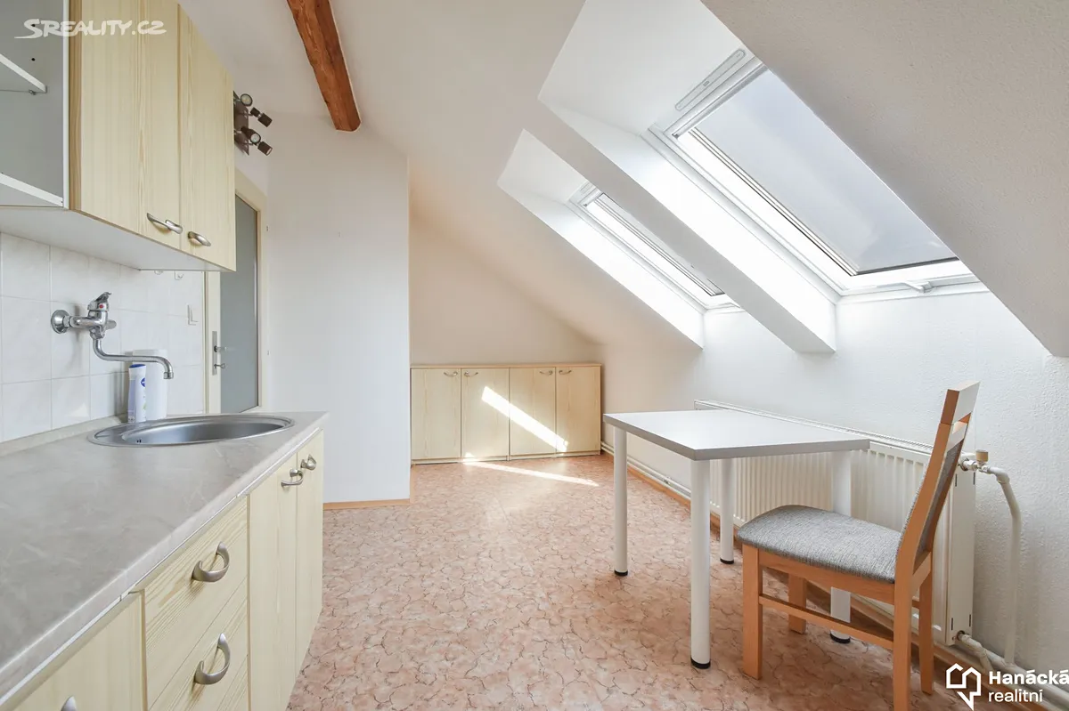 Prodej bytu 1+1 33 m², Olomouc