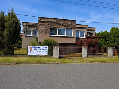 Prodej rodinného domu 240 m², pozemek 661 m²