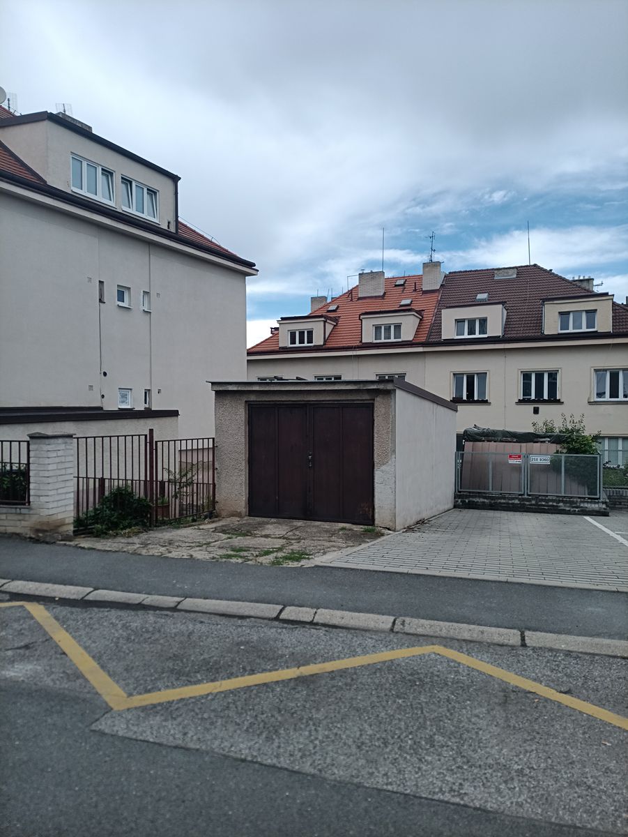Prodej garáže 23 m²