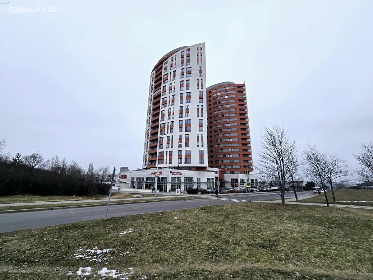 Pronájem bytu 2+kk 71 m², Praha