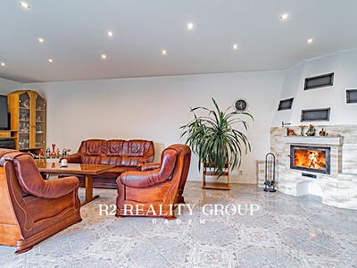 Prodej domu, 268 m² (3 z 29)