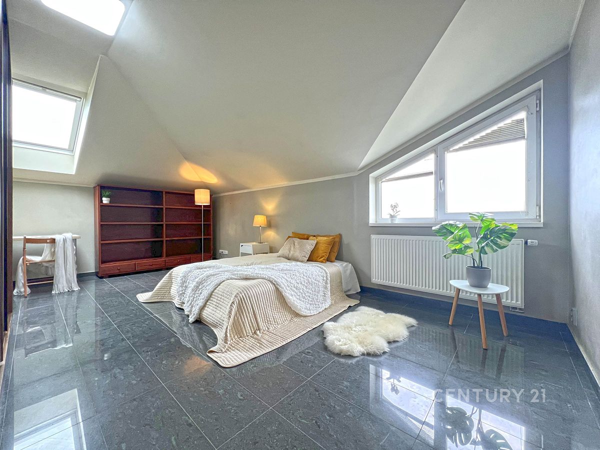 Prodej bytu 4+kk 83 m² – fotografie 4