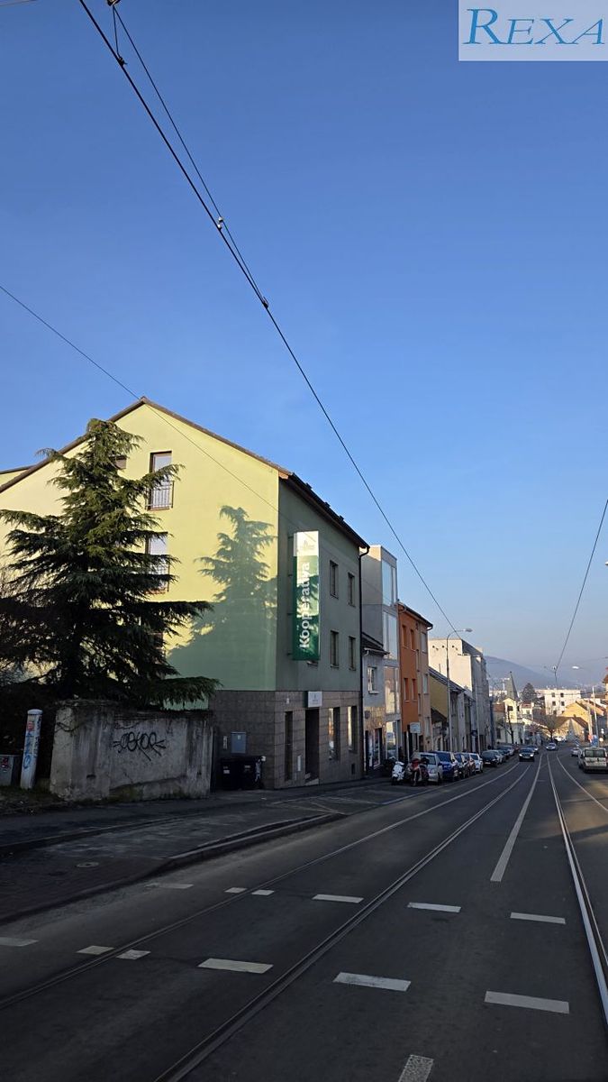 Pronájem bytu 1+kk 30 m²