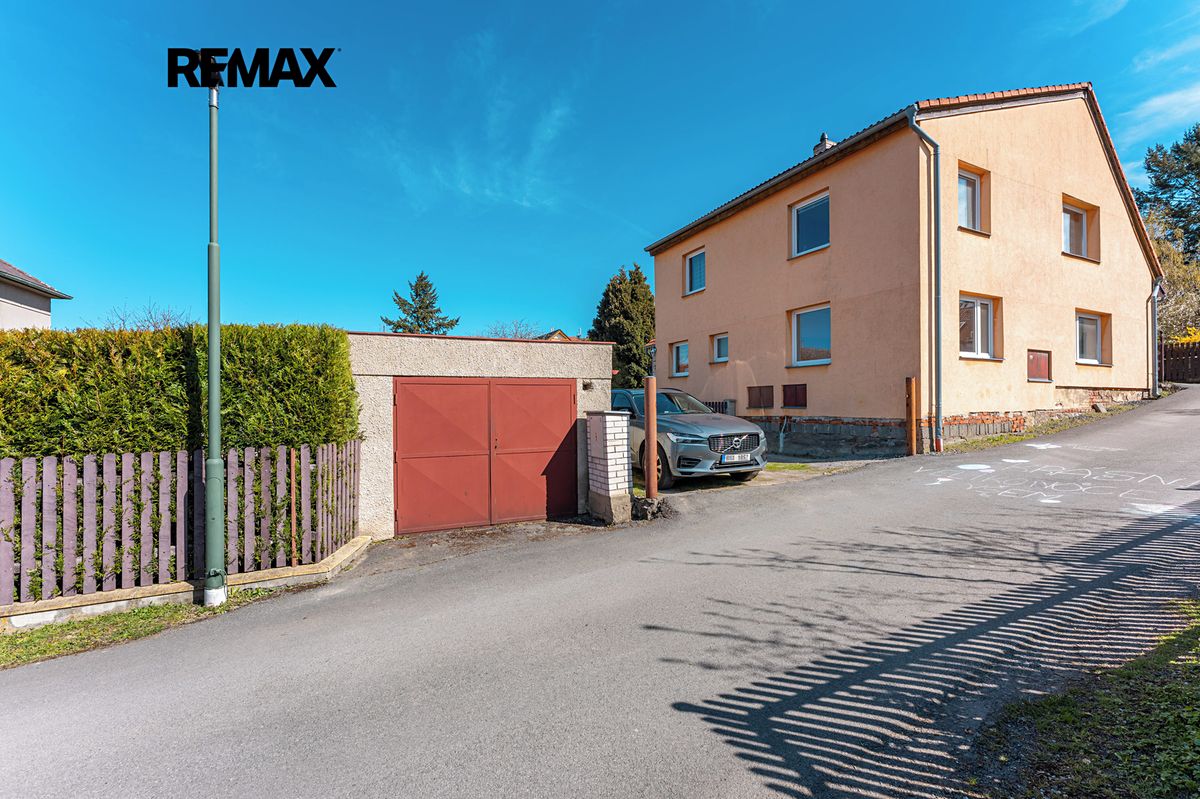 Prodej rodinného domu 147 m², pozemek 859 m² – fotografie 2