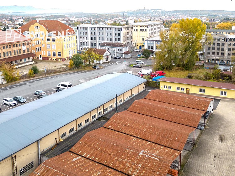 Pronájem komerčního prostoru, 5 600 m² (23 z 37)