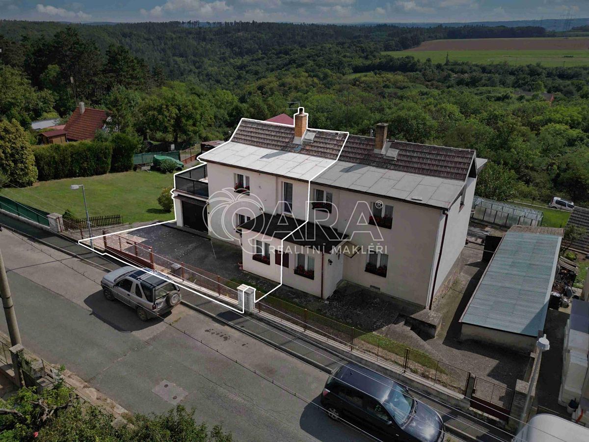 Prodej rodinného domu 225 m², pozemek 589 m²