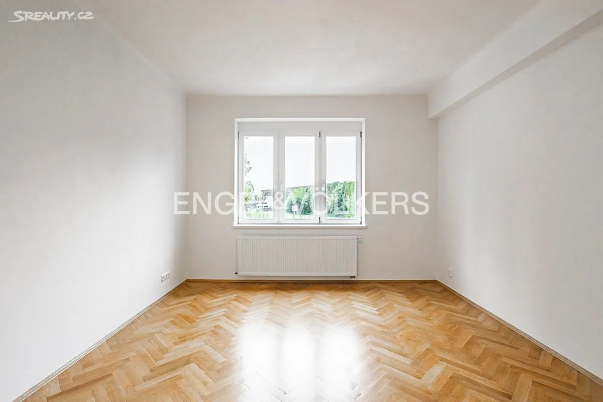Pronájem bytu 3+kk 82 m², Na Stírce