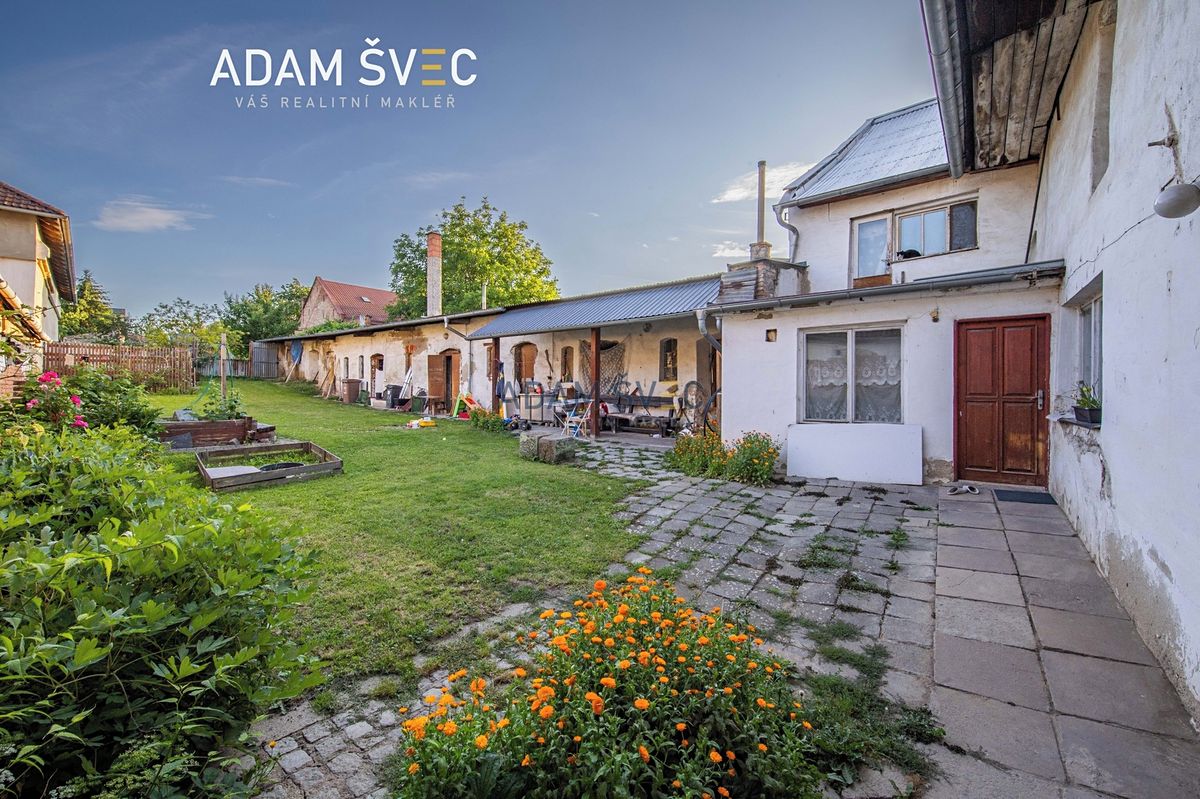 Prodej rodinného domu 123 m², pozemek 1063 m² – fotografie 2