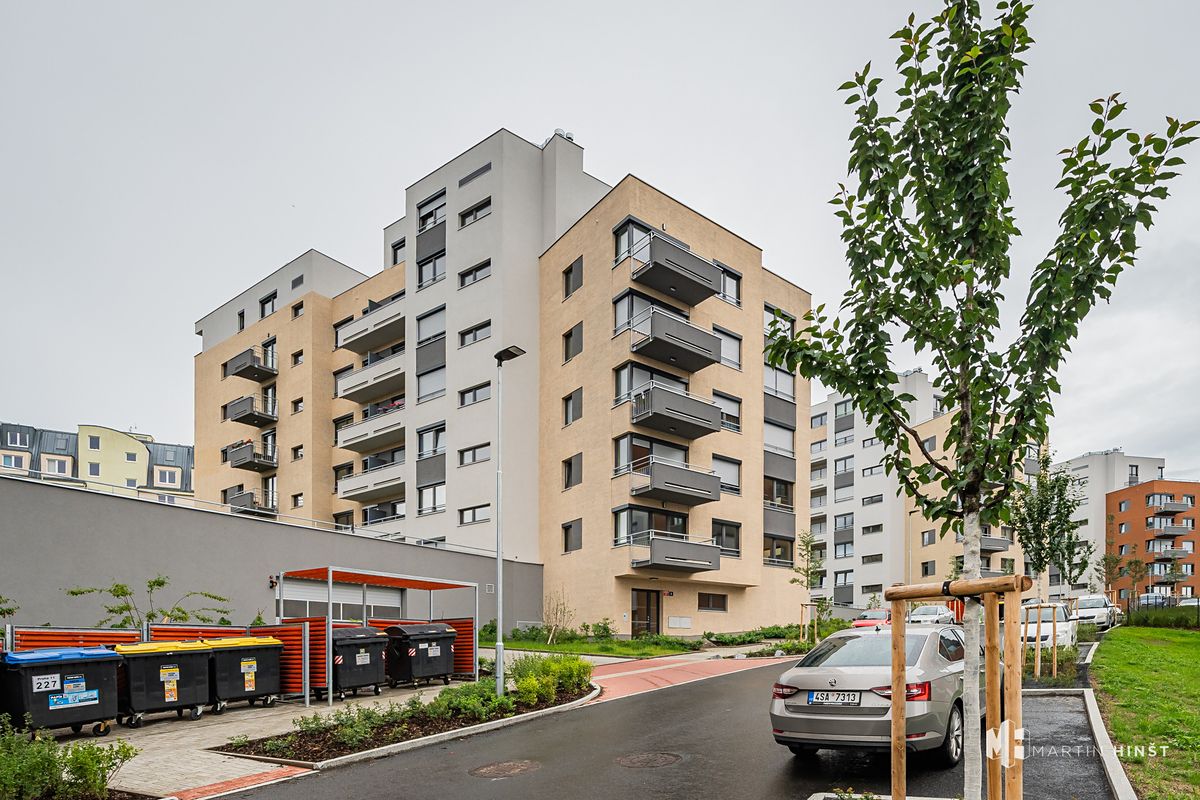 Pronájem bytu 3+kk 91 m²