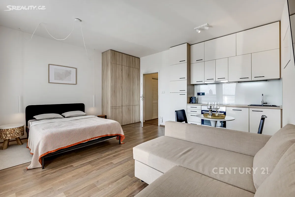 Prodej bytu 1+kk 37 m², Praha