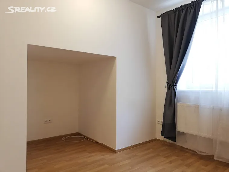Pronájem bytu 1+kk 23 m² – pohled 4