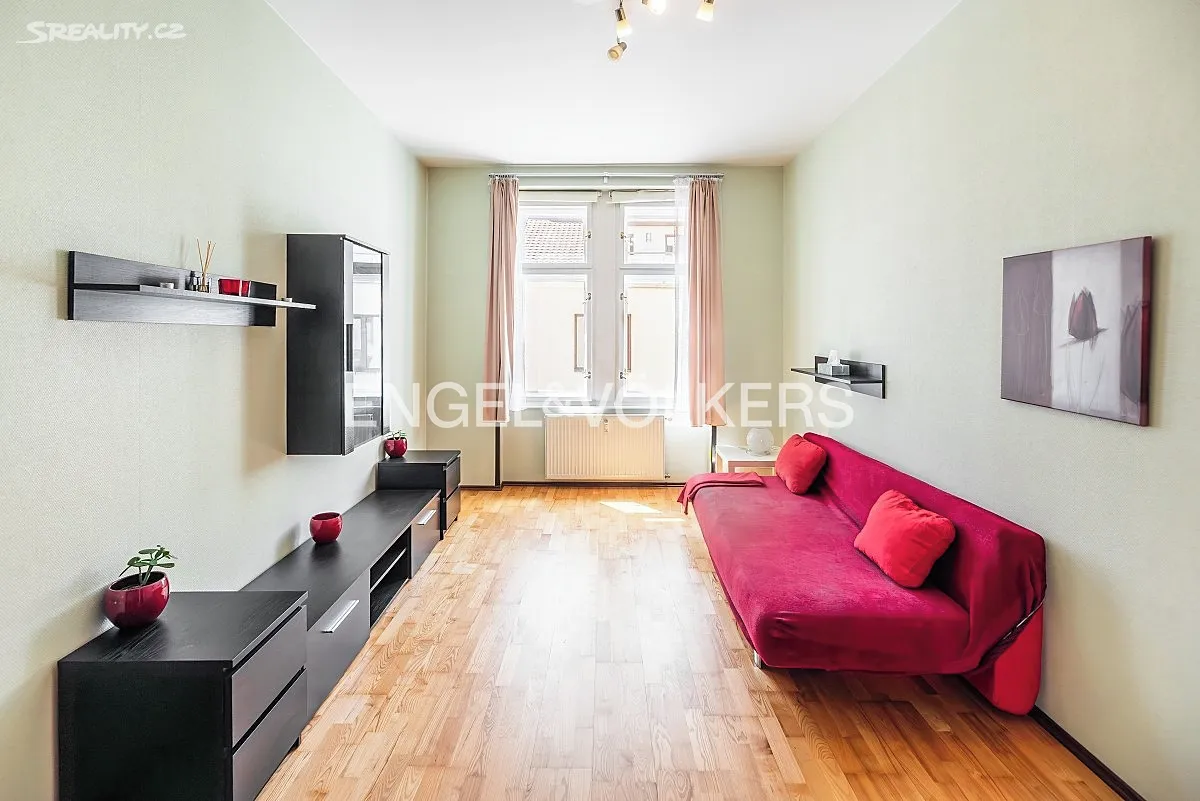 Pronájem bytu 2+kk 37 m²