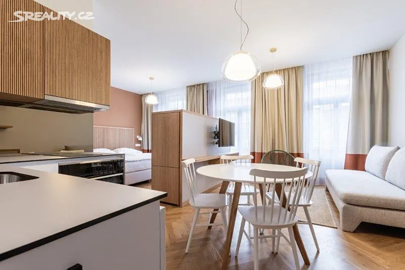 Pronájem bytu 1+kk 38 m², Praha