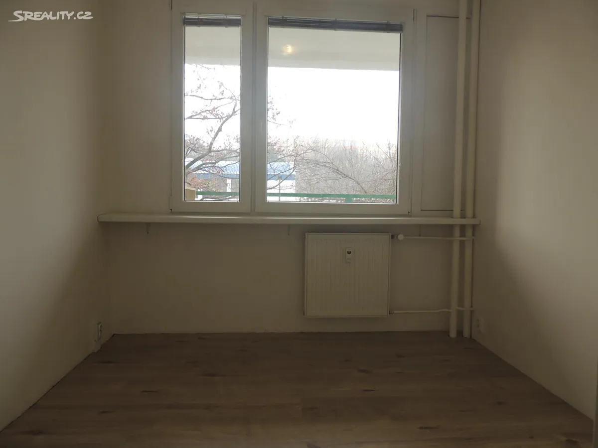 Pronájem bytu 2+kk 36 m² – pohled 6