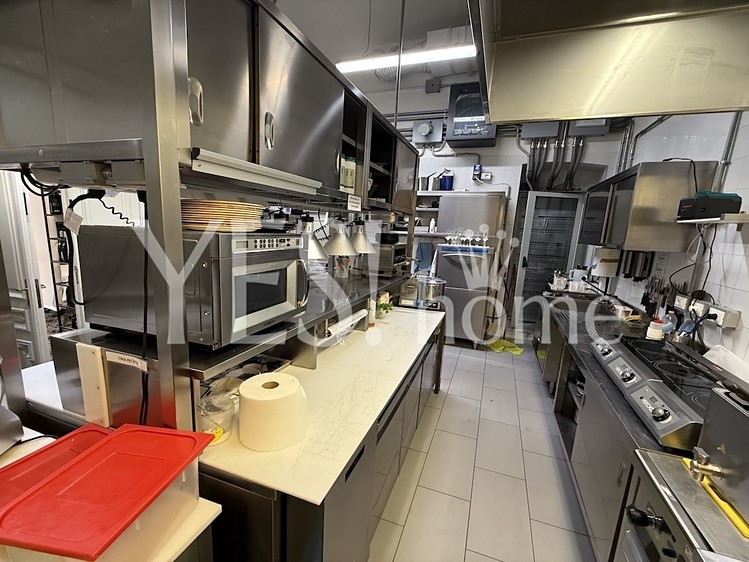 Pronájem komerčního prostoru, 225 m² (20 z 29)