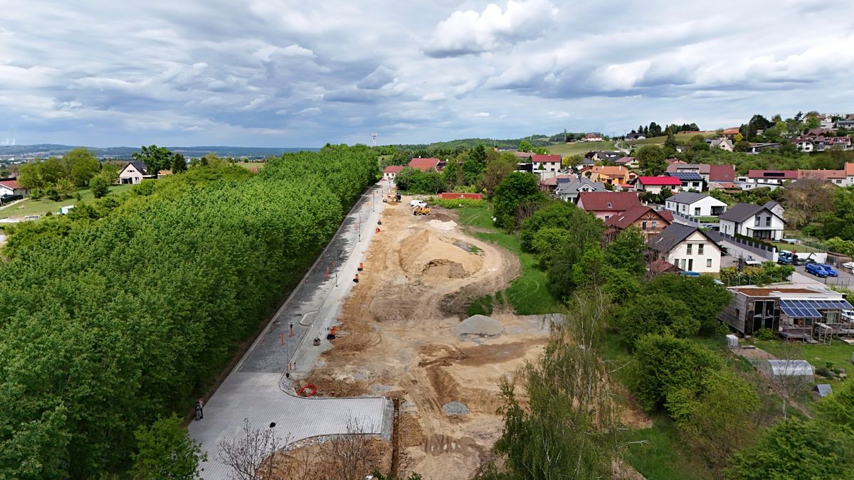 Prodej stavebního pozemku 931 m² – fotografie 4