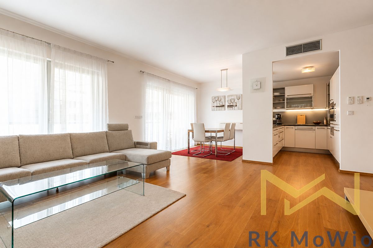 Pronájem bytu 4+kk 107 m²