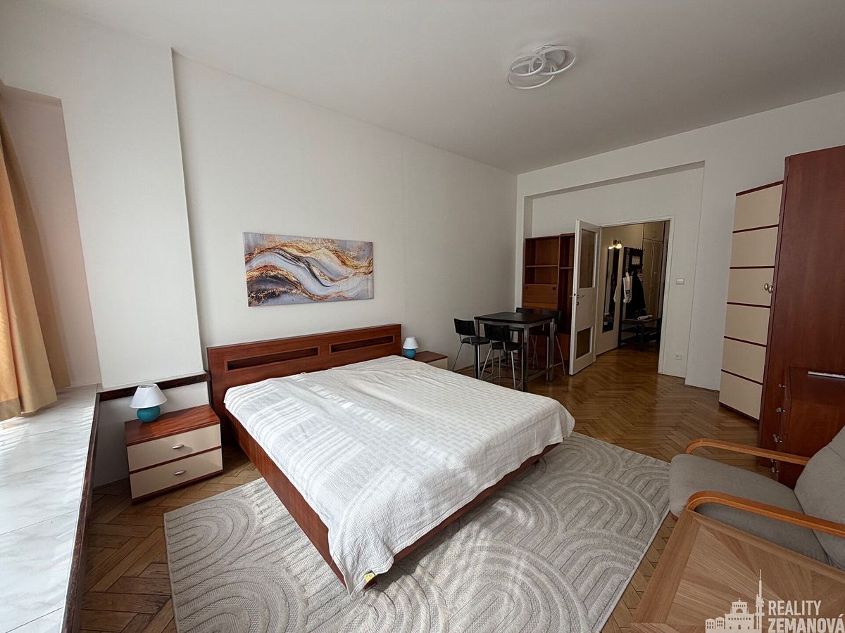 Pronájem bytu 1+1 33 m²