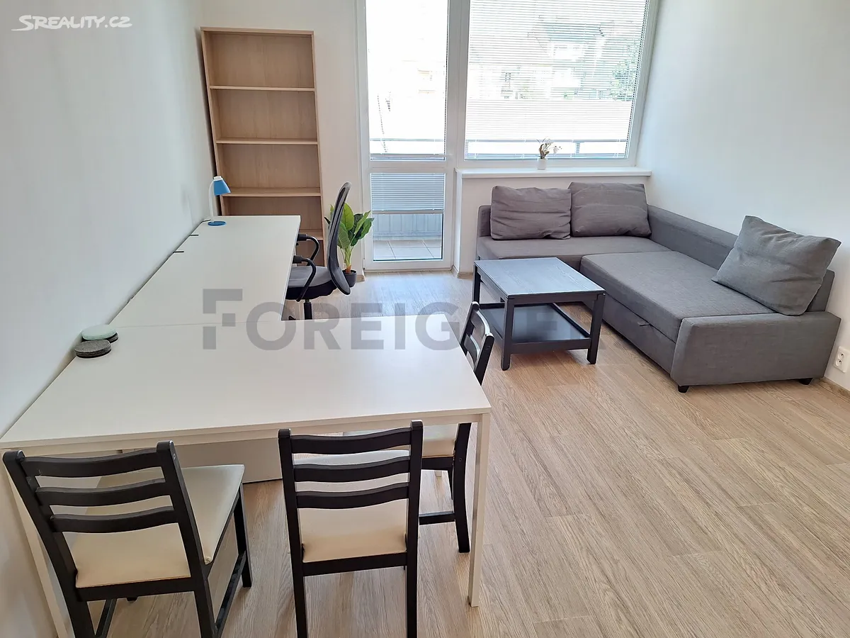 Pronájem bytu 2+kk 54 m² – další