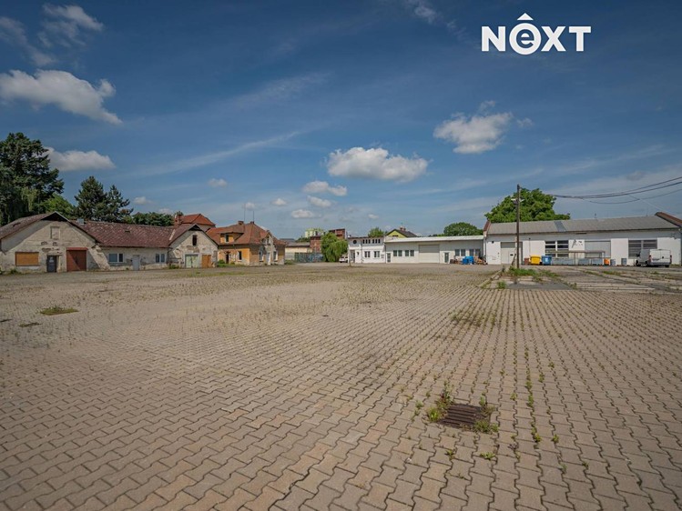 Комерційне приміщення в оренду, 2 601 м² (24 з 30)