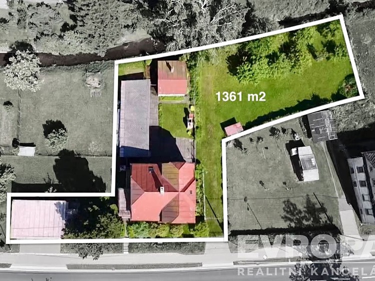 Prodej domu, 230 m² (2 z 22)