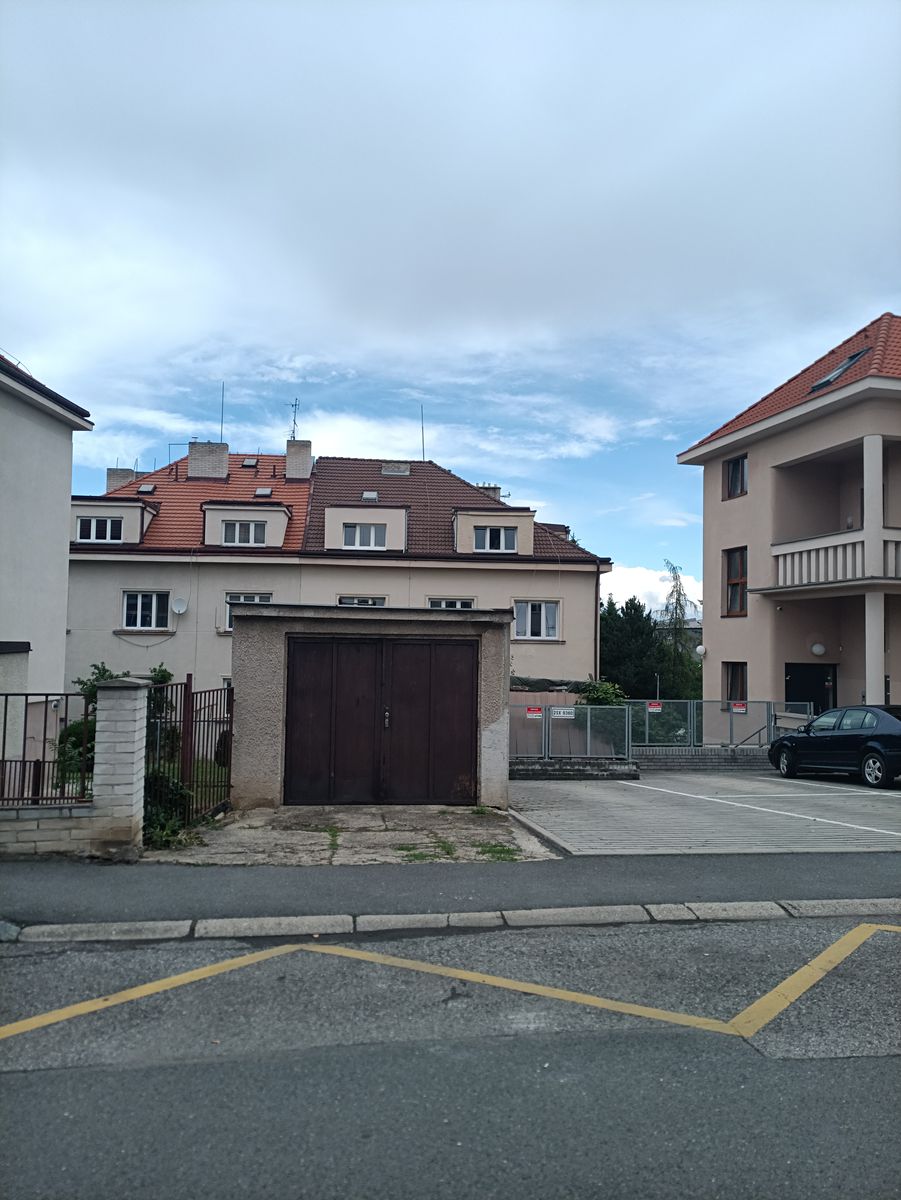 Prodej garáže 23 m² – fotografie 3