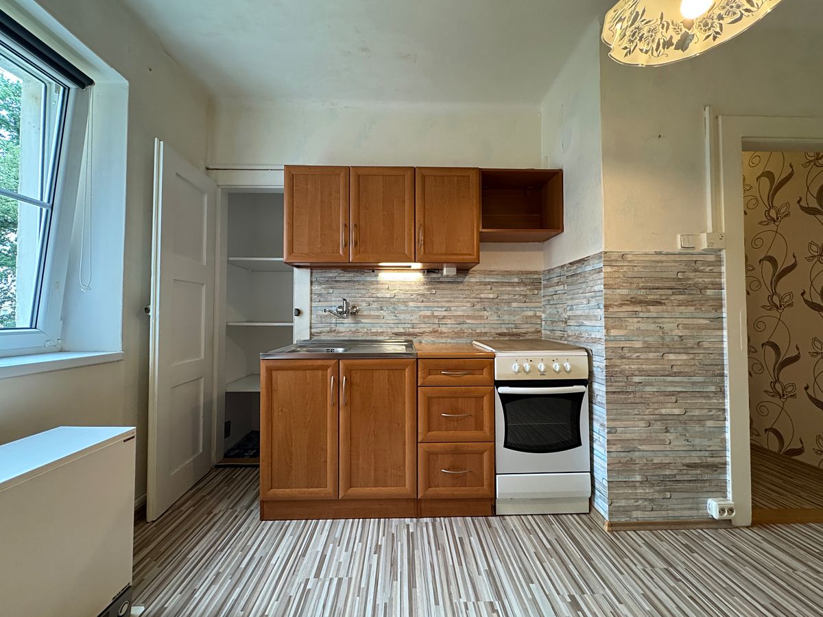 Pronájem bytu 2+1 45 m² – fotografie 4